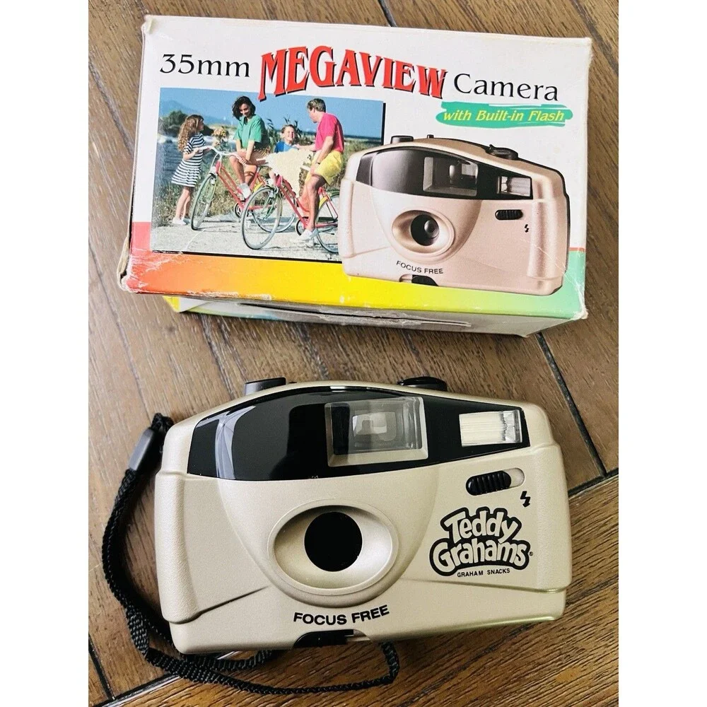 Collectible Teddy Grahams Brand 35mm Camera Vintage Megaview Point and Shoot